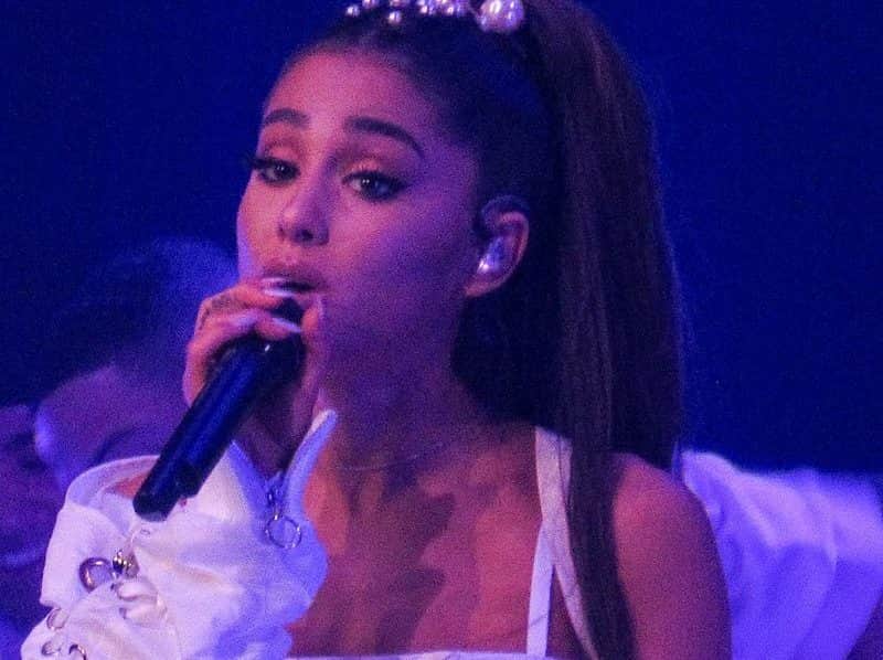 Ariana Grande Ranks As The Seventh Most Loved US Celebrity, According To Social Media